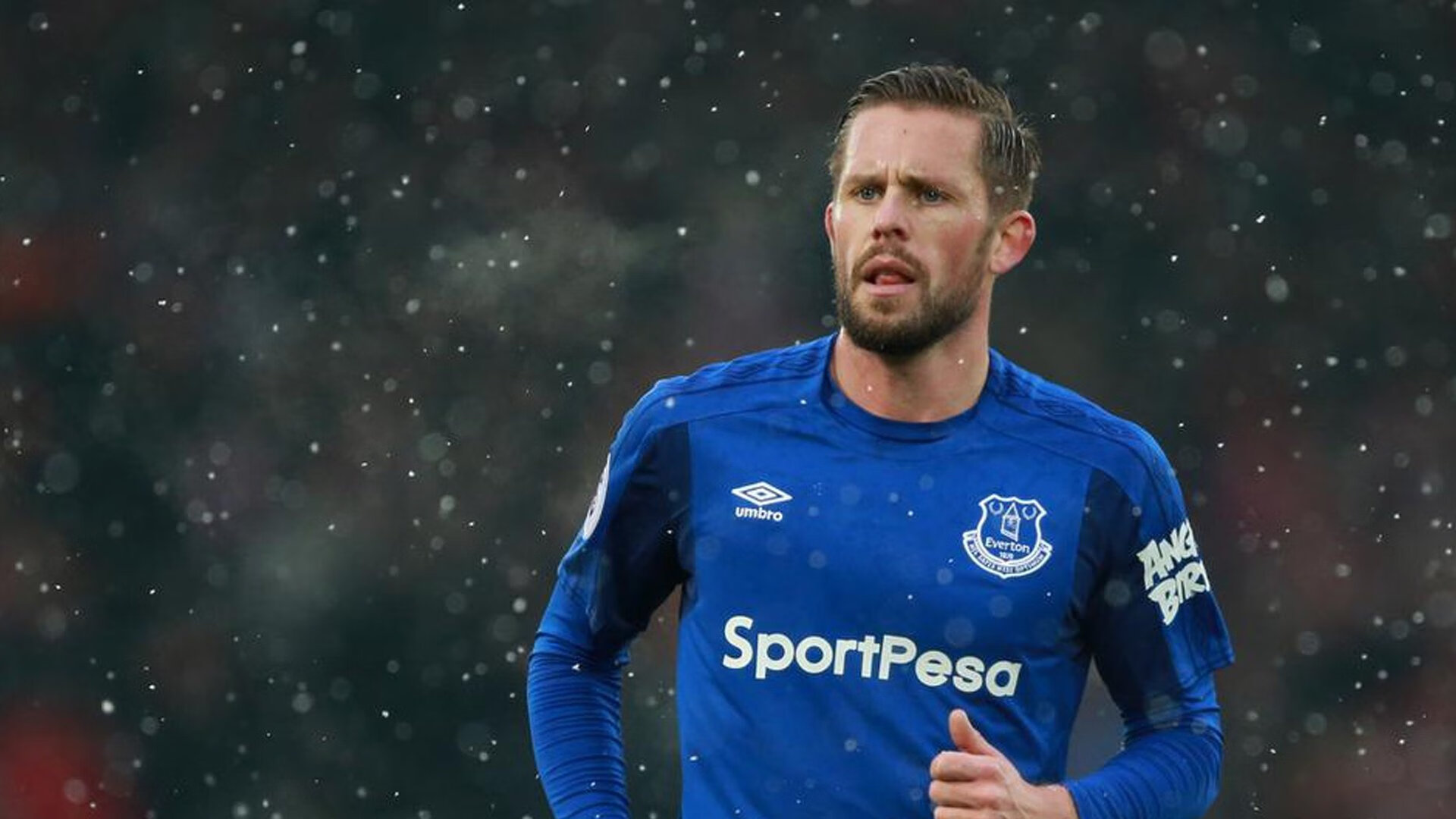 皮特·斯图斯的关键防守让南非羚羊队保持领先